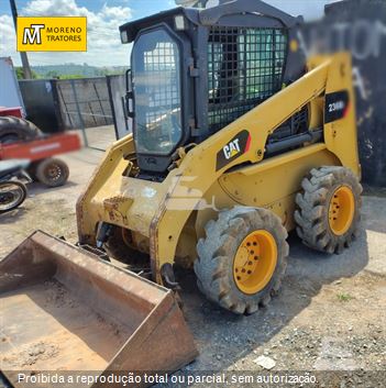 Mini-Carregadeira Caterpillar 236B