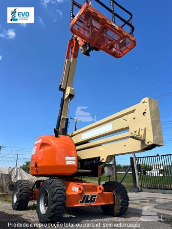 Plataforma Aérea (Elevatória) JLG 450 AJ