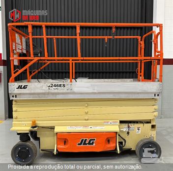 Plataforma Aérea (Elevatória) JLG 3246ES