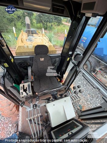 Motoniveladora Caterpillar 140GC