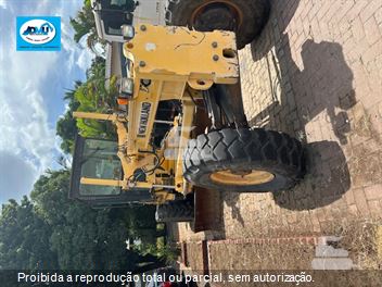 Motoniveladora New Holland RG140B