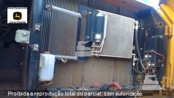 Escavadeira John Deere 250GLC