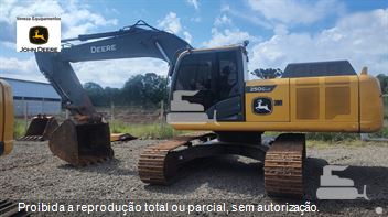 Escavadeira John Deere 250GLC