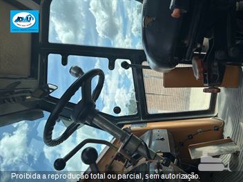 Pá Carregadeira Case W20E