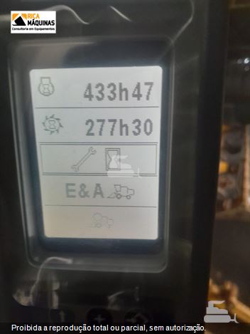 Colheitadeira New Holland TC 4.90
