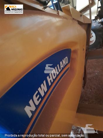 Colheitadeira New Holland TC 4.90