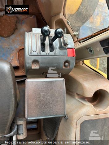 Pá Carregadeira Volvo L120 F