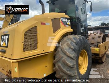 Rolo Compactador Caterpillar CS-54B