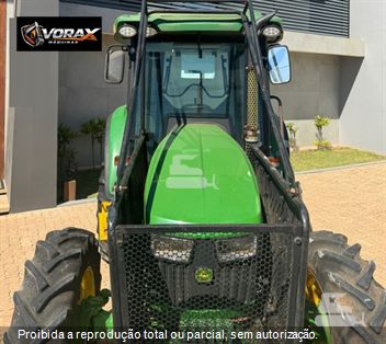 Trator Agrícola John Deere 5080E