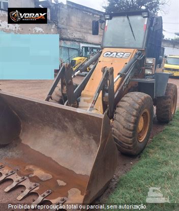 Pá Carregadeira Case W20E