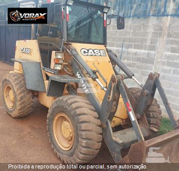 Pá Carregadeira Case W20E
