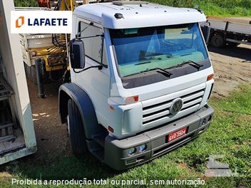 Caminhão Volkswagen 15-180/15-180 E Worker 3-Eixos 2p (Diesel)