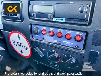 Caminhão Mercedes-Benz Accelo 1016 2p (Diesel) (E5)