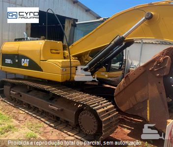 Escavadeira Caterpillar 320DL