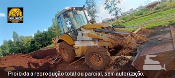 Retro Escavadeira New Holland B95B
