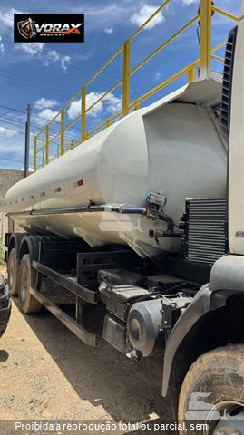 Caminhão Volvo VM 330 6x4 2p (Diesel) (E5)