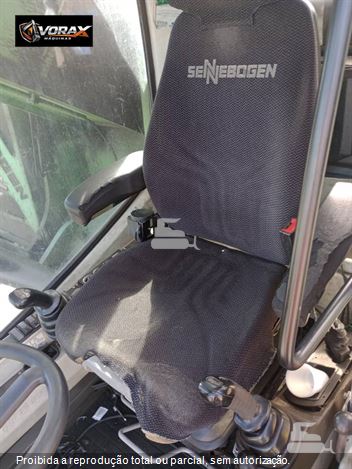 Escavadeira Sennebogen 835