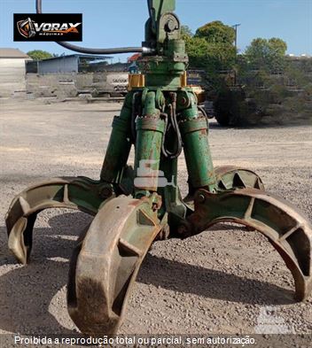 Escavadeira Sennebogen 835