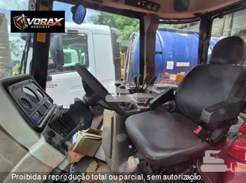 Trator Agrícola Massey Ferguson MF7180