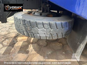 Caminhão Mercedes-Benz Atron 2729 6x4 2p (diesel) (E5)