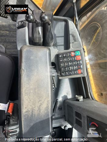 Pá Carregadeira John Deere 724K