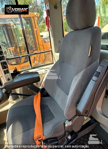 Pá Carregadeira Volvo L150H