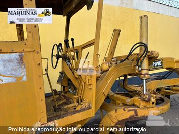 Motoniveladora Huber Warco 130M