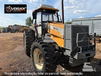 Trator Agrícola Valtra BM125