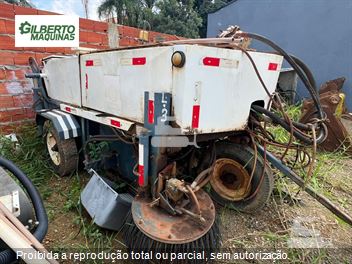 Varredora Rebocavel marca DM