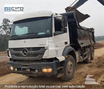 Caminhão Mercedes-Benz Axor 3131 6x4 2p (diesel)(E5)