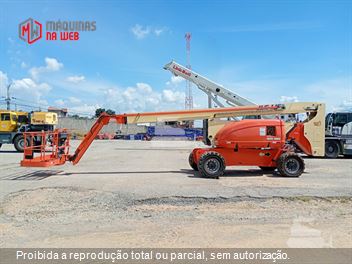 Plataforma Aérea (Elevatória) JLG 800 AJ