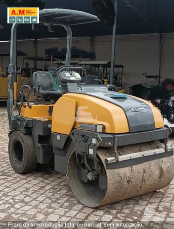 Rolo Compactador Dynapac CC1300