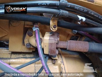 Pá Carregadeira Caterpillar 966L