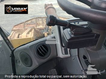Pá Carregadeira Caterpillar 966L