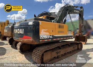 Escavadeira Hyundai R220LC-9S