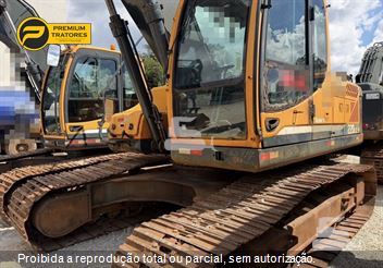Escavadeira Hyundai R220LC-9S