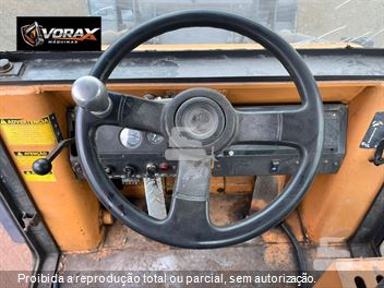 Pá Carregadeira Case W20E