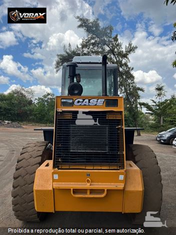Pá Carregadeira Case W20E