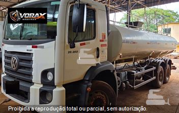 Caminhão Volkswagen 26-260 E Constellation 6x4 3-Eixos 2p (Diesel)