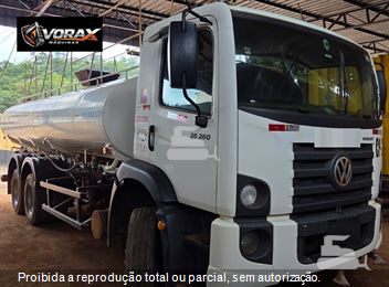 Caminhão Volkswagen 26-260 E Constellation 6x4 3-Eixos 2p (Diesel)