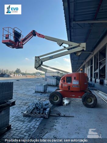 Plataforma Aérea (Elevatória) JLG 450 AJ
