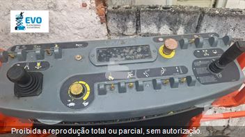 Plataforma Aérea (Elevatória) JLG 450 AJ