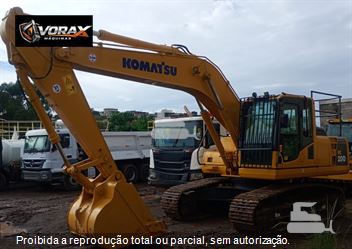 Escavadeira Komatsu PC200
