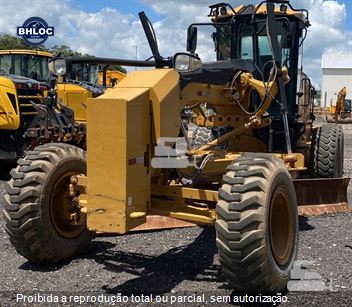 Motoniveladora Caterpillar 140M
