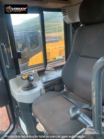 Trator de Esteira Komatsu D61-EX