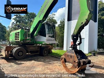Escavadeira Sennebogen 818M