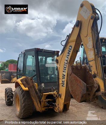 Retro Escavadeira New Holland B90B