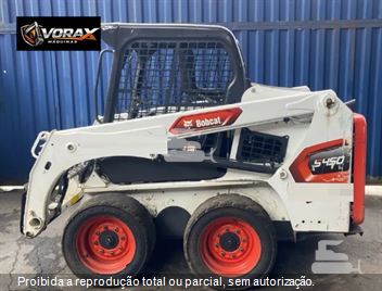 Mini-Carregadeira Bobcat S450