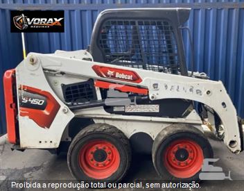 Mini-Carregadeira Bobcat S450