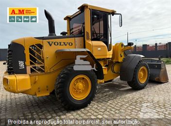 Pá Carregadeira Volvo L60F